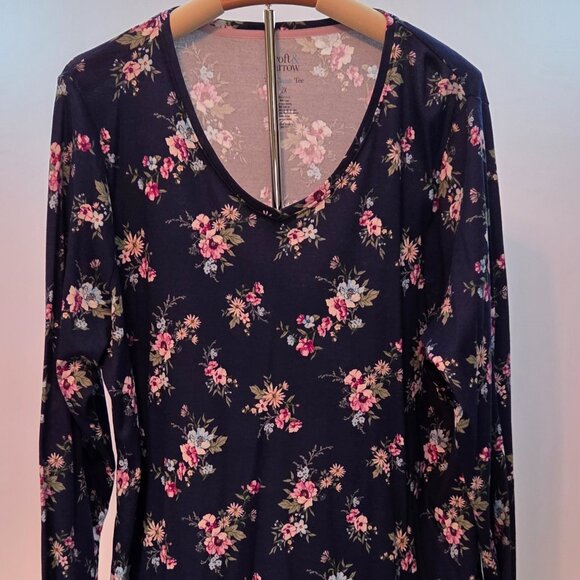 Croft & Barrow Women’s Plus Long Sleeve Tee, Navy Floral, 2X, Never Worn - Picture 1 of 8